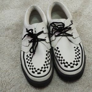 TUK creepers
